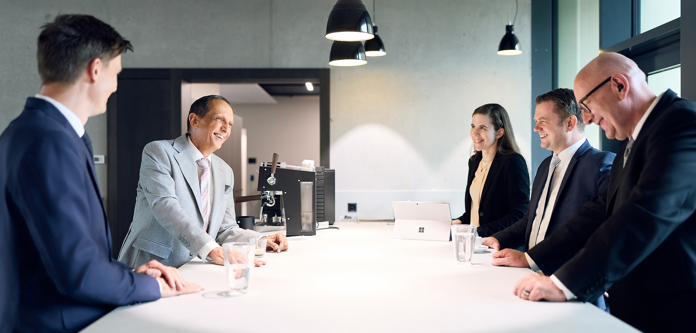 Partnerschaftlicher Dialog: Partner von KLGP Schwyz besprechen fachliche Themen